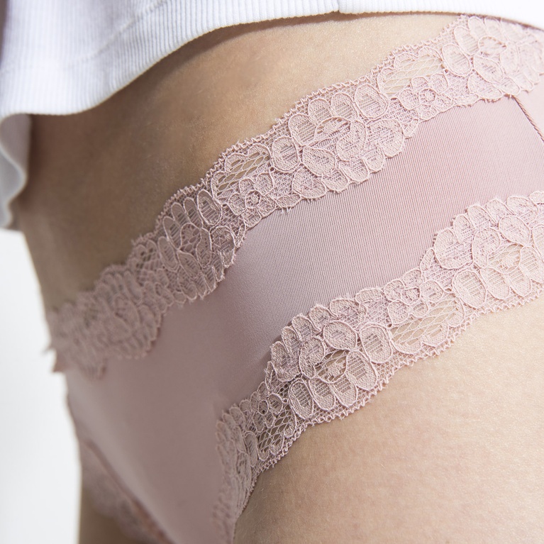 Trusser "Lace"